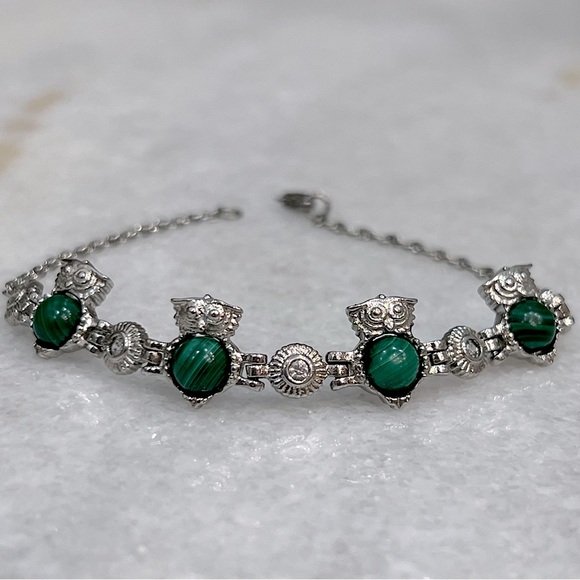 African Malachite and Diamond Silver Owl Bracelet - Picture 9 of 11